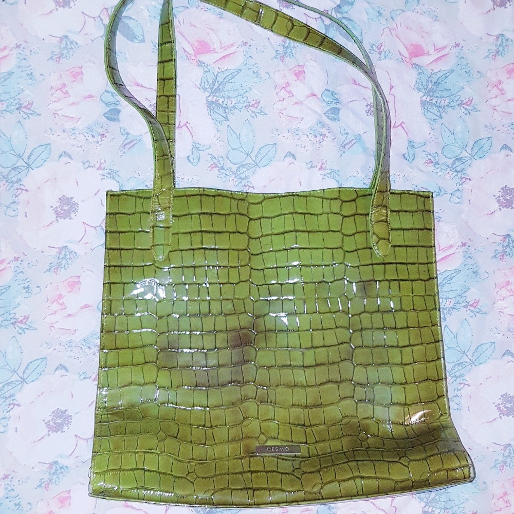 DESMO Genuine Italian Leather Green Purse Reptile